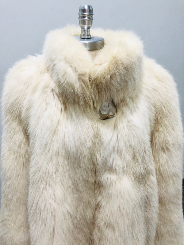 Pre-Owned Natural Shadow Fox 3/4 Coat - Madison Avenue Furs & Henry ...