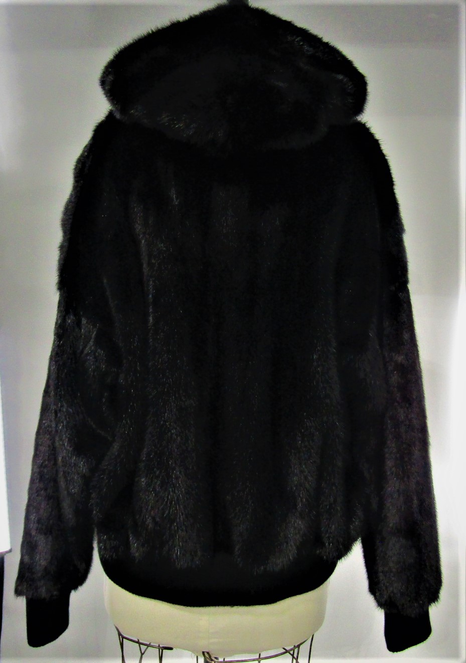 New Men's Natural Sapphire Mink Bomber Jacket (Size: 42) - Madison Avenue  Furs & Henry Cowit, Inc.